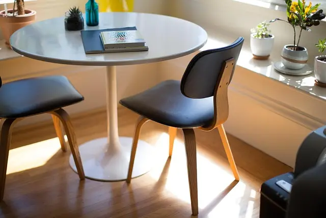 10 astuces pour bien organiser votre espace de travail à la maison