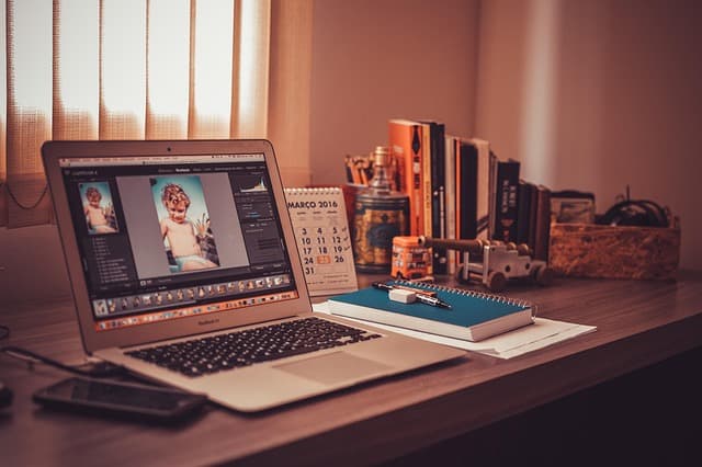 10 astuces pour mieux gérer votre espace de travail à domicile
