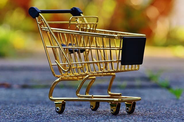 10 astuces pratiques pour mieux gérer vos courses hebdomadaires